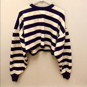 Brandy Melville blue and white cropped stripped sweatshirt, brand new